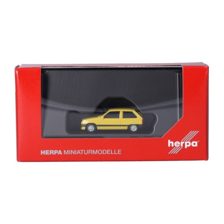 Herpa Opel Corsa A 2-dørs Jamaicagul – produktbillede 5