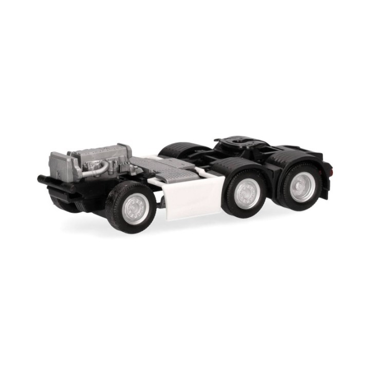 Herpa Reservedelsservice chassis trækker mit Chassisverkleidung 3-akslet (6x2) Iveco S-Way (2 stk.)
