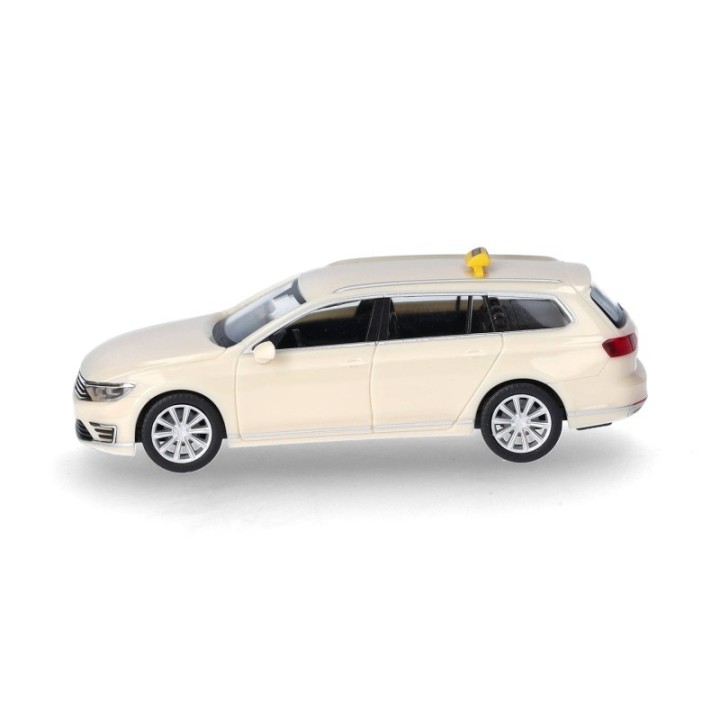 Herpa VW Passat Variant GTE Taxi – produktbillede 4