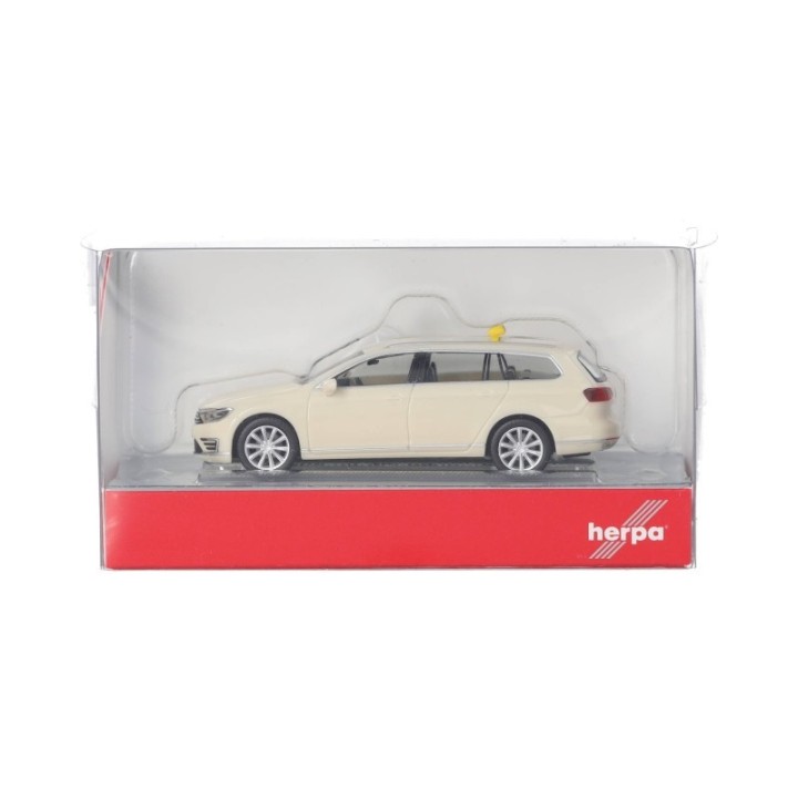 Herpa VW Passat Variant GTE Taxi – produktbillede 5