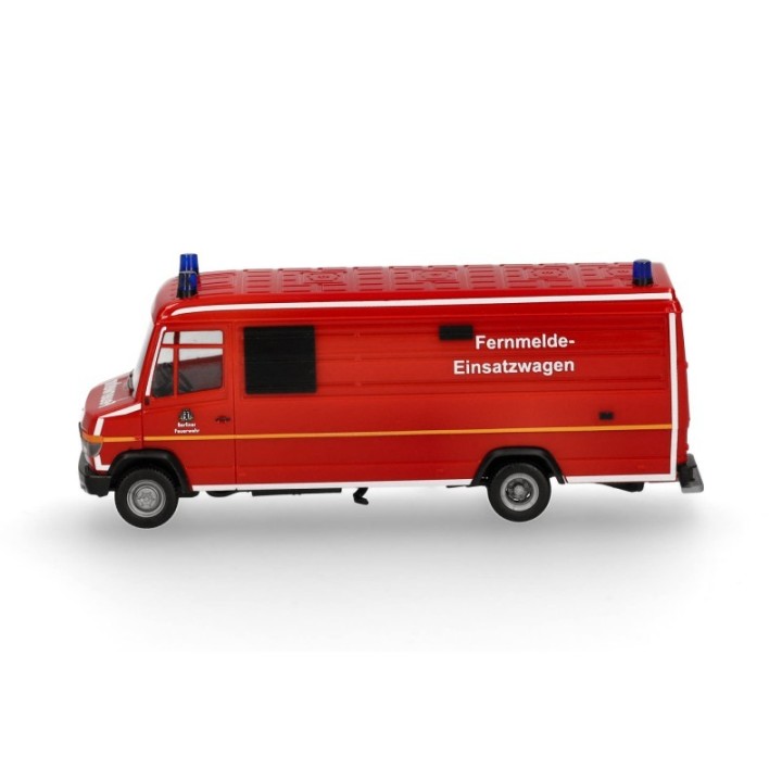 Herpa Mercedes-Benz Vario Kasten Berliner Feuerwehr/Fernmeldeeinsatzwagen – produktbillede 4