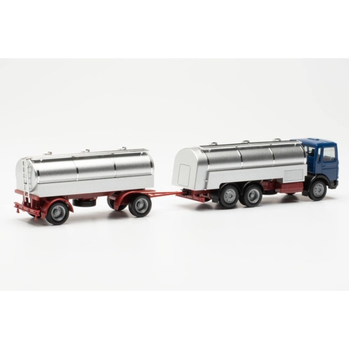 Herpa MAN F8 Milchtank-trækker-anhænger-kombination (BASIC) – produktbillede 2
