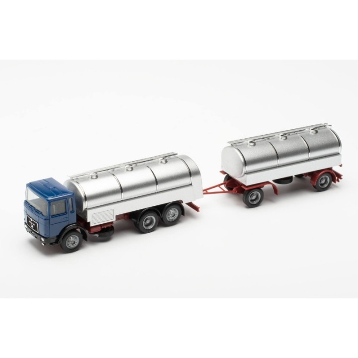 Herpa MAN F8 Milchtank-trækker-anhænger-kombination (BASIC) – produktbillede 3