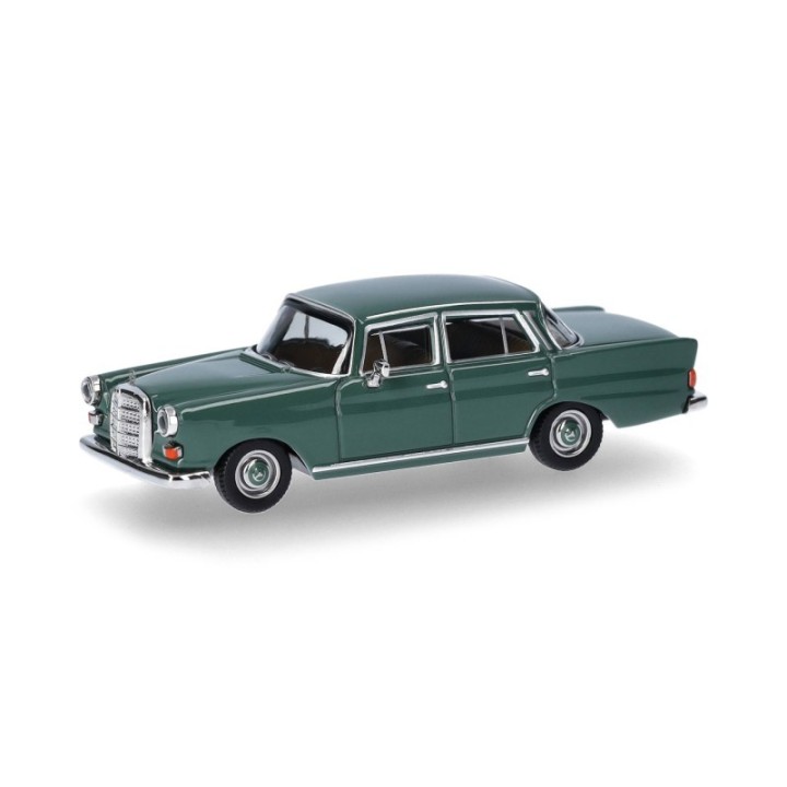 Herpa Mercedes-Benz 200 Heckflosse moosgrøn