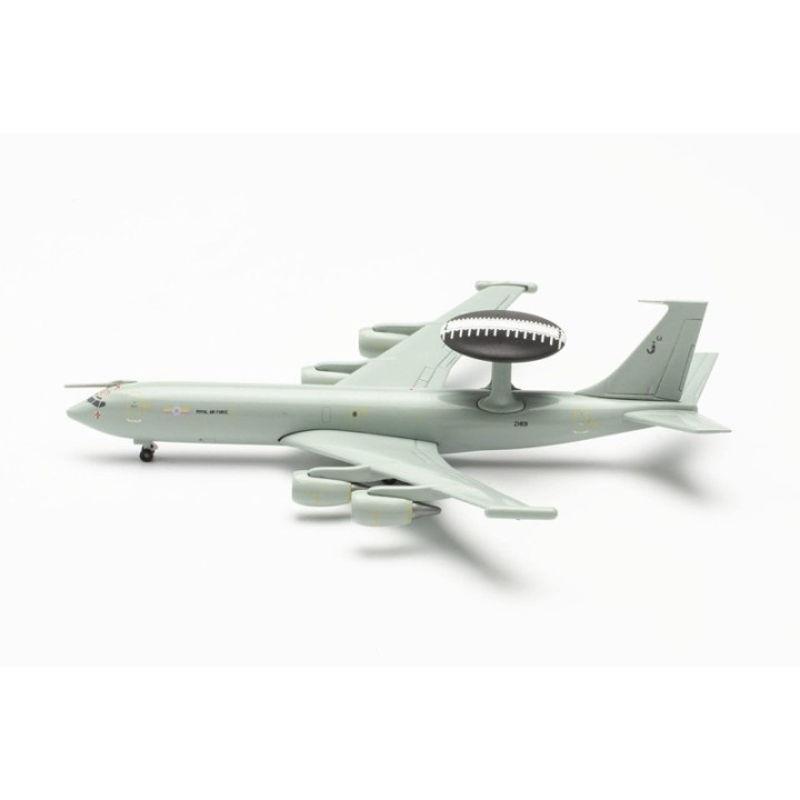 Herpa (RAF) Boeing E-3D Sentry AEW.1 - No 8 Squadron RAF Waddington - Operation Shader RAF Akrødiri – produktbillede 2
